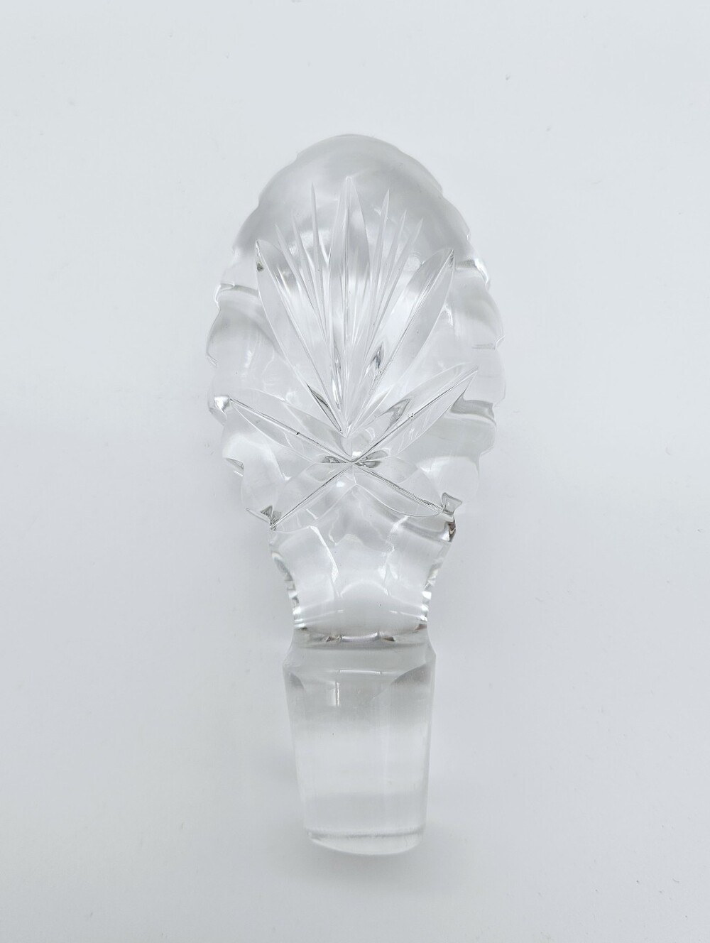 VINTAGE | cut glass decanter stopper topper